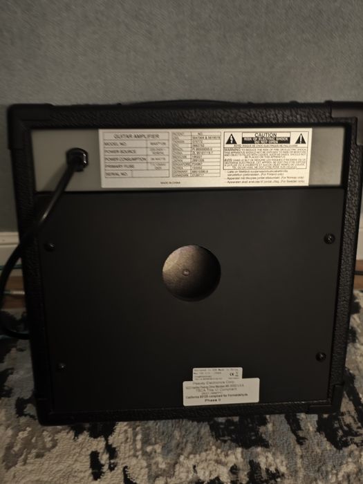 Комбоусилитель для бас гитары Peavey max126