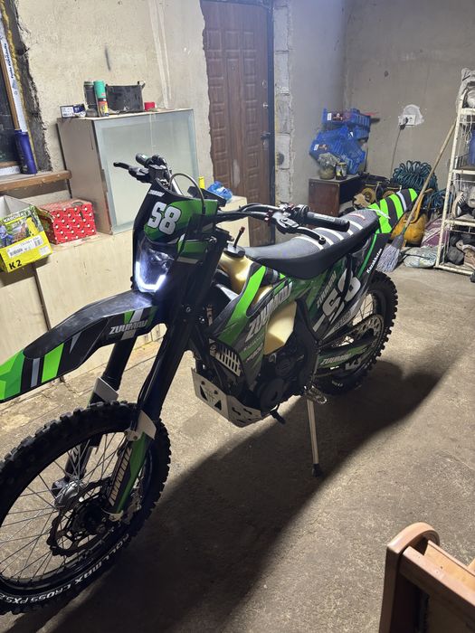 Продам ZUUMAV nb 300.