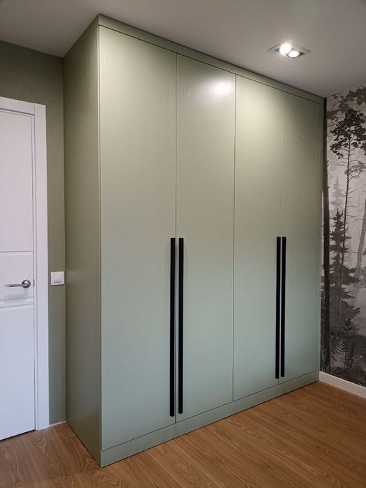 Кухонный гарнитур, шкаф, комод