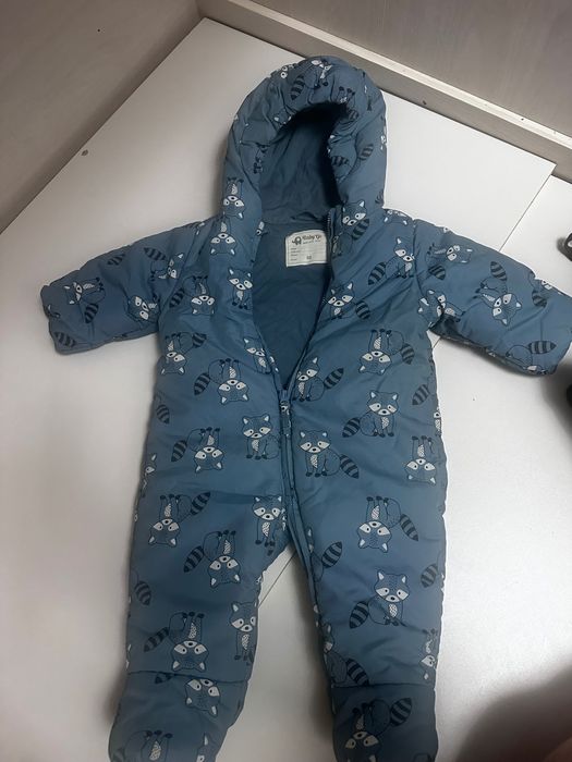 Продам детские комбинезоны