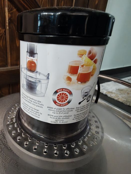 Сокоизстисквачка и Цитруспреса TEFAL ZE550D38 ВМЕСТИМОСТ КАНА ЗА СОК 2 L, СИВ