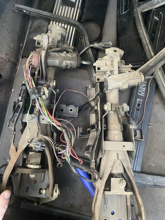 Запчасти на bmw e34