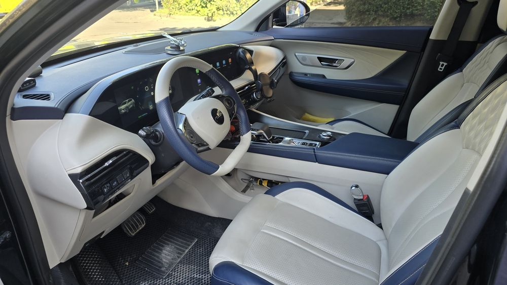 Dongfeng Aeolus Huge Gidrit