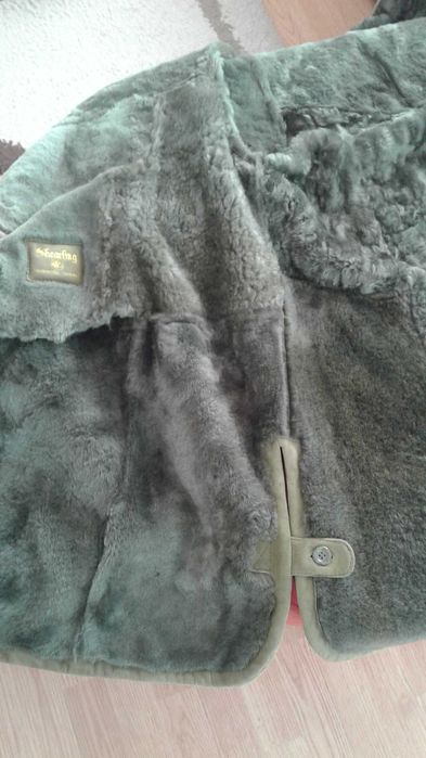 Haina blana naturala din piele naturala pentru femei cu intarsie