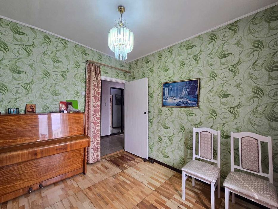 Продам 3ком. квартиру Афцинао 1