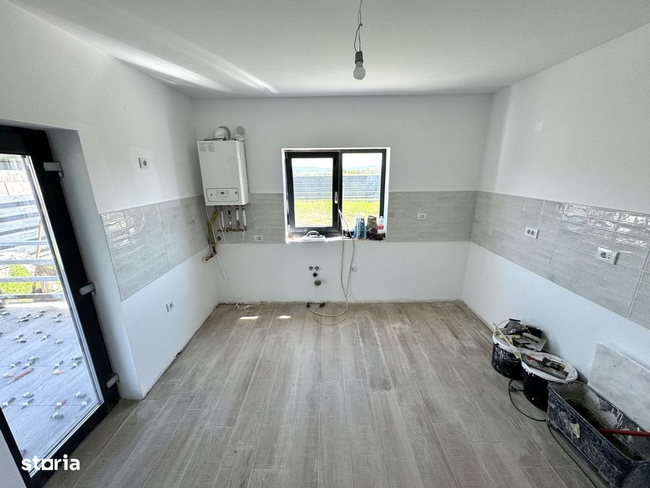 CANALIZARE!2 BAI!Incalz in pard.!Dressing!Casa 3 camere Lunca Cetatuii