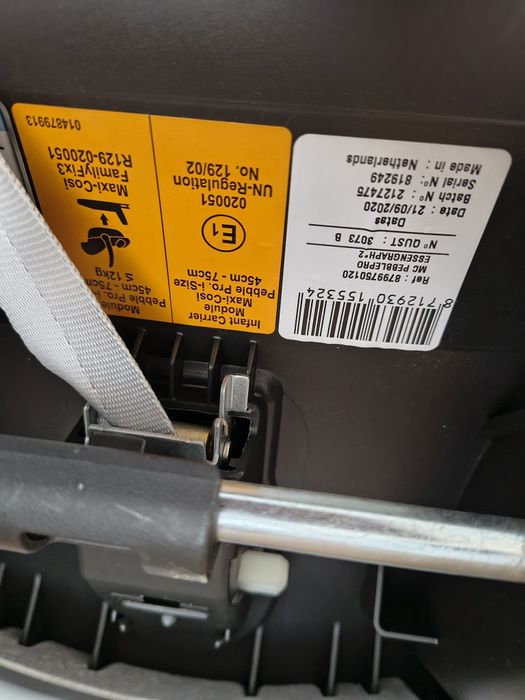 Бебешко столче-кошница за кола Maxi Cosi Pebble Pro