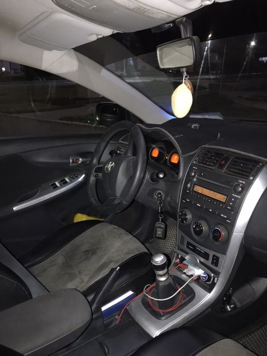 Продам тойота короллу очен срочно!!!