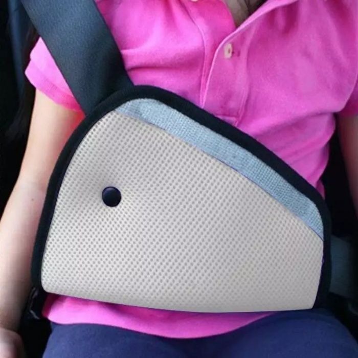 Триъгълници за автоколан за деца,различни цветове-нови