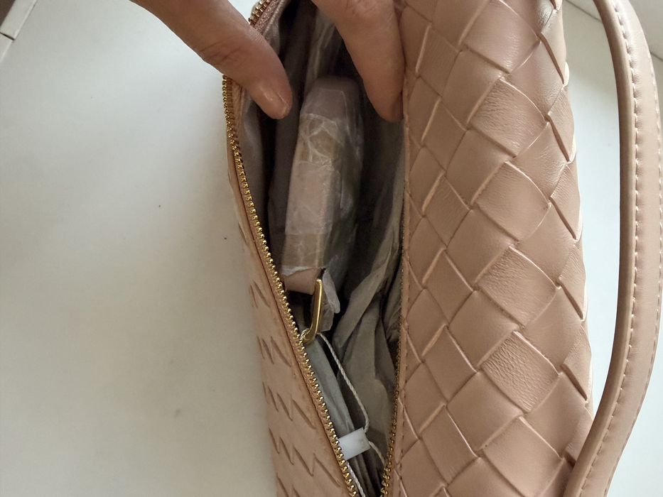 Продам женскую сумку