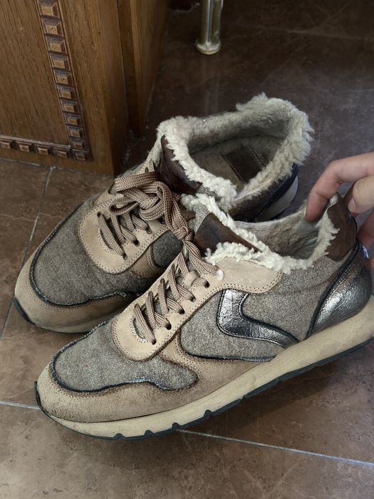 Кроссовки с мехом