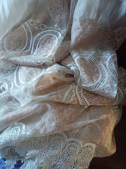 Тюль в гостиную, спальню