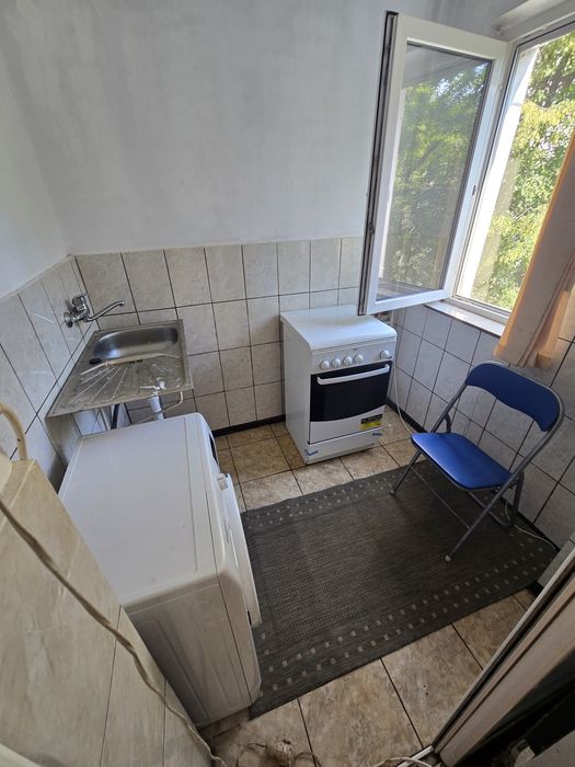 Apartament cu o cameră , zona Cantemir, 20 mp