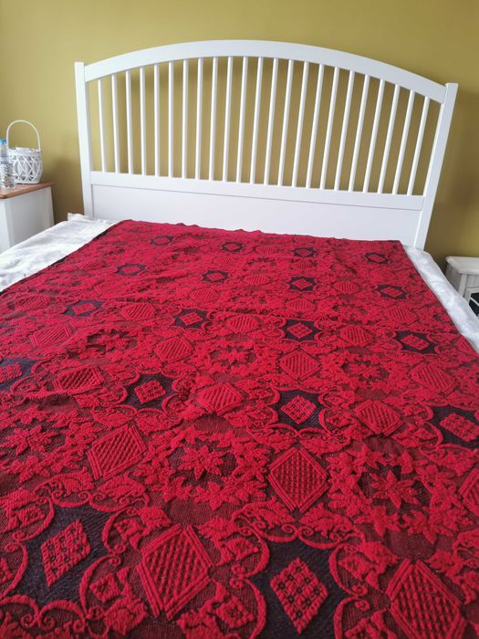 Кувертюра тъкана,вълнена