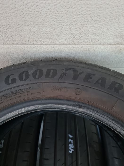 Летни гуми 4 броя GOODYEAR EfficientGrip 205 55 R16 дот 4821