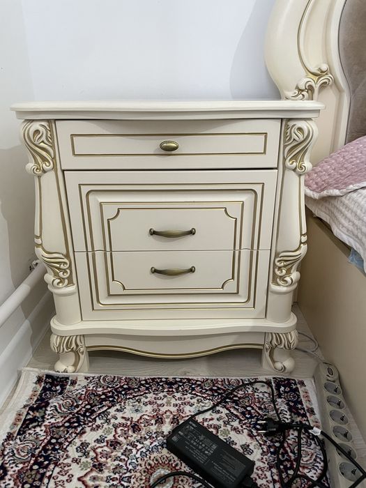 Срочно продам спальный гарнитур