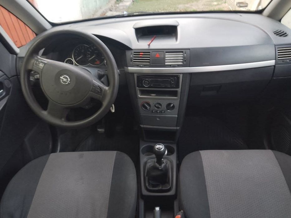 Vând schimb Opel meriva 1.6 benzina si gaz