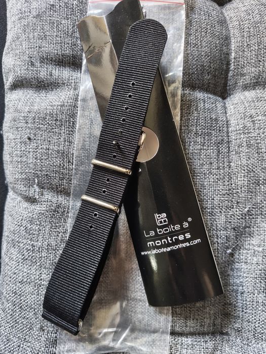 NATO strap black каишка за часовник 20 mm