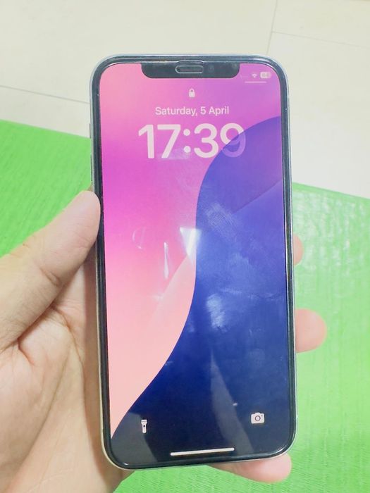 I phone 12 pro white colour 79% 128