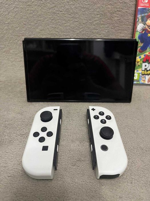 Nintendo Switch OLED + Mario Party Superstars + microSD 256GB