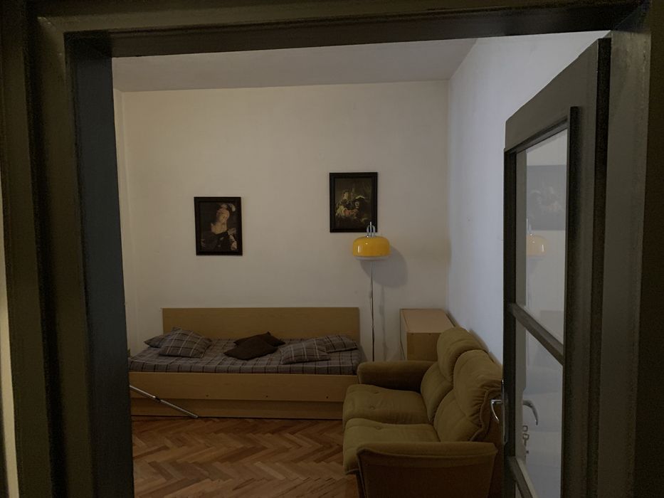 Дава се под наем Двустаен апартамент в София, Център - 90 кв.м за 650 € - Снимка #4