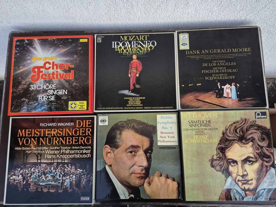 Vând Lot 150lp Discuri Vinil cu muzică clasică mixta 

Artiști:

- Fra