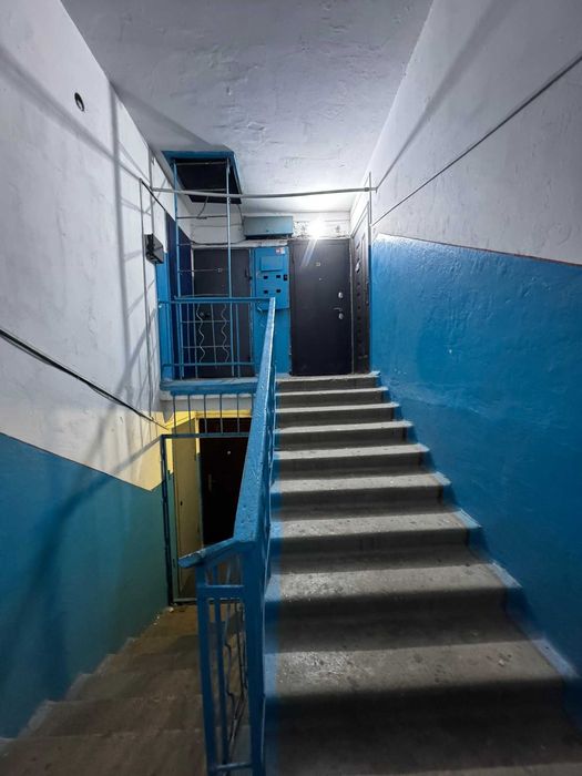 Продам 2х комн кв Есет батыра