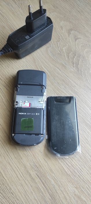 Телефон  Nokia 8800