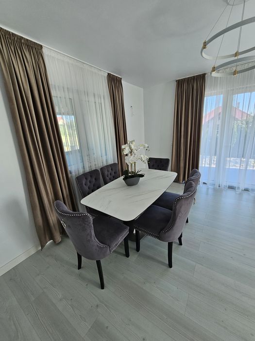 Casa de vanzare la cheie