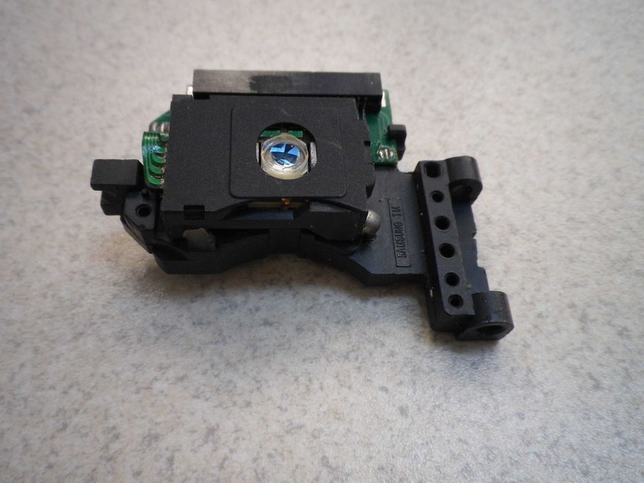 Перфектен DVD LG DVX276