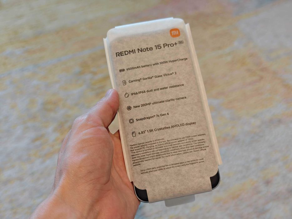 Telefon Xiaomi Redmi Note 15 Pro+ 5G cu 12 GB RAM si 512 GB Glacier Blue desigilat dar ca nou