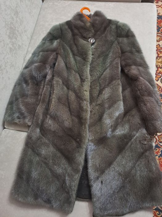 Норковая шуба продам