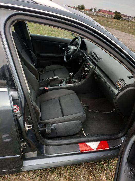 Vând Audi A4 2003