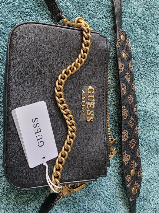 Нова Guess малка оригинална чанта