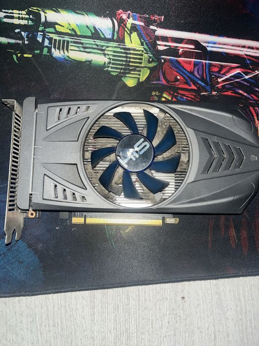 Видеокарта 1050 4gb