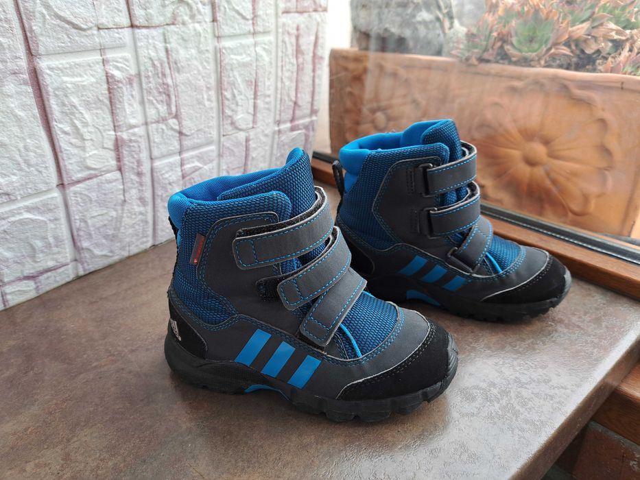 детски ботуши,зимни обувки,боти,апрески,Adidas номер27 за момче,адид