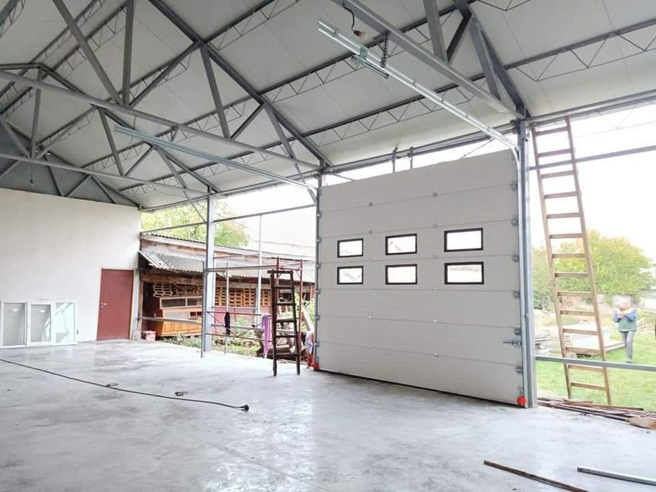 Usi de garaj secționale