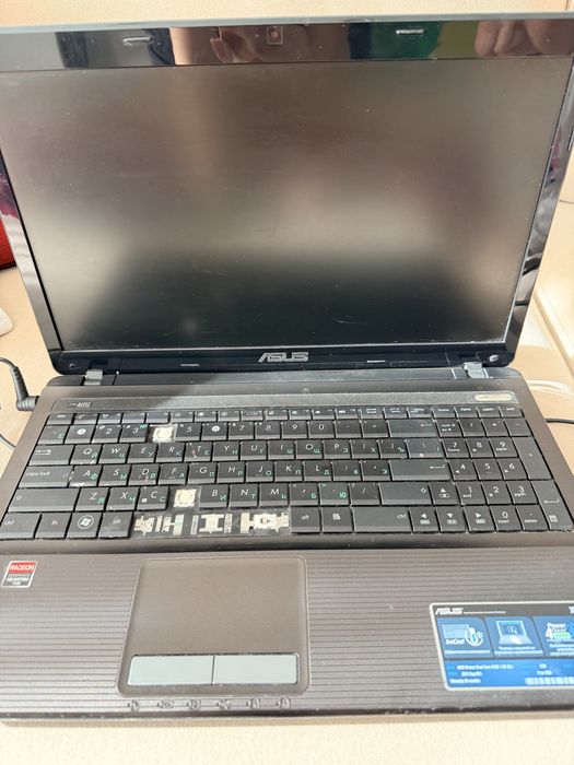 Ноутбук.     asus