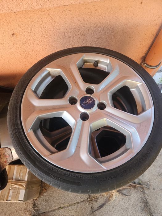 Jante aliaj  205/40/17  Ford 4x108  fiesta focus mondeo anvelope vara Hankookk