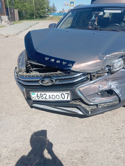 Продам Лада веста кросс