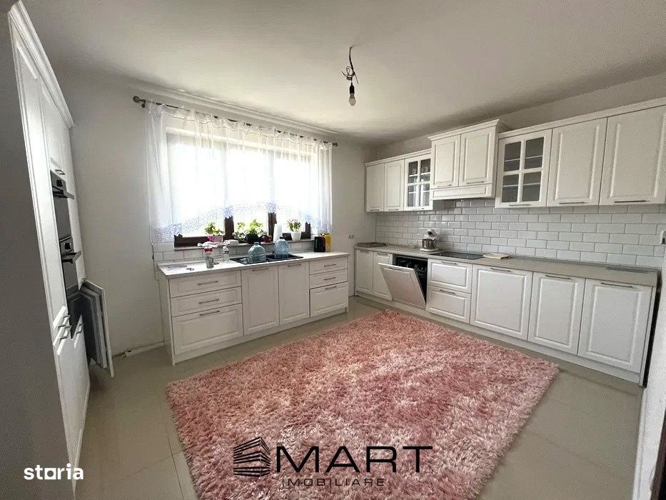 Casa 4 camere 265mp, zona Selimbar