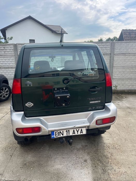 Vand Nissan Terrano 2 masina se vinde si in rate .