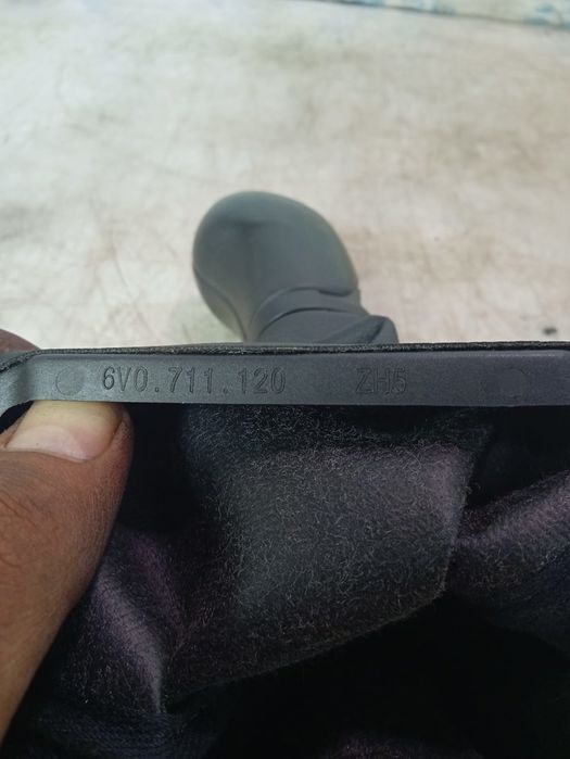 Manson nuca schimbator viteze 6V0711120 Skoda Fabia NJ (2014 - 2018)