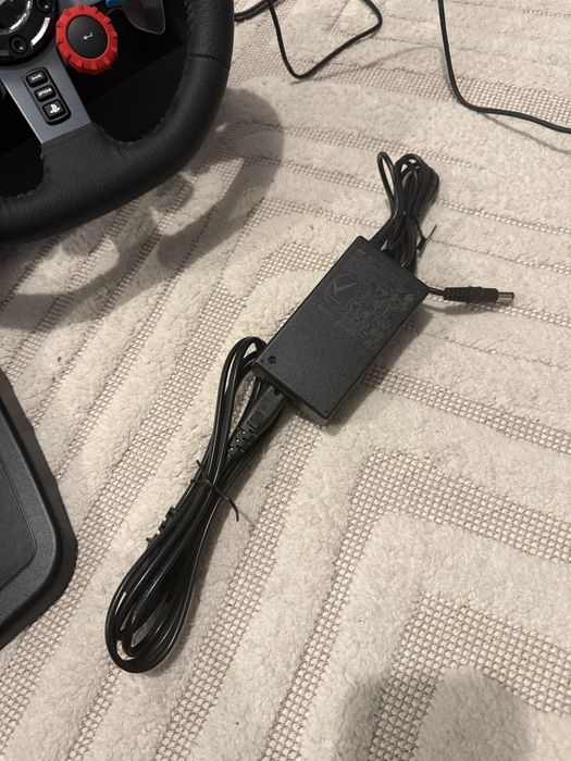 Volan + pedale Logitech G29, noi