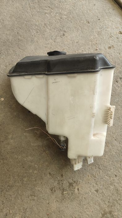 Бачок омывателя е46