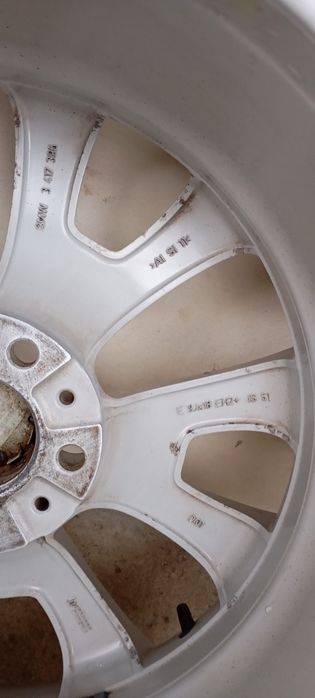 Jante originale BMW 18 inch în două lățimi