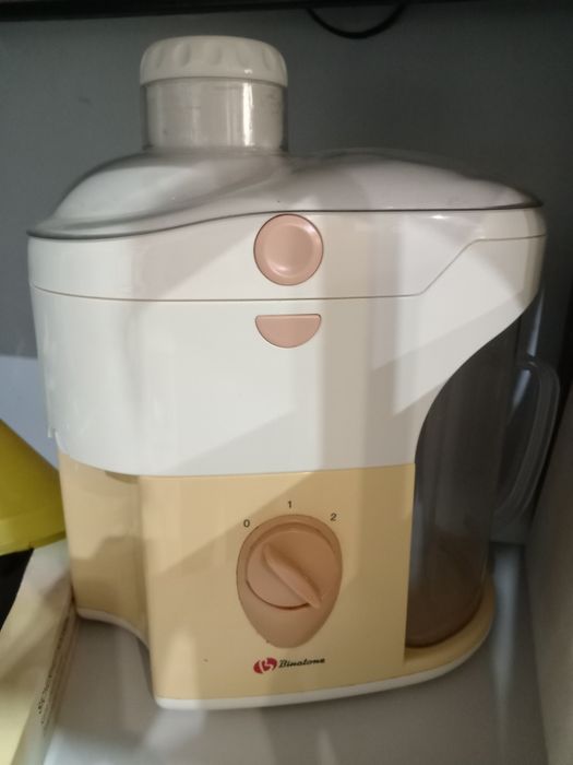 Продаю мясорубку новую