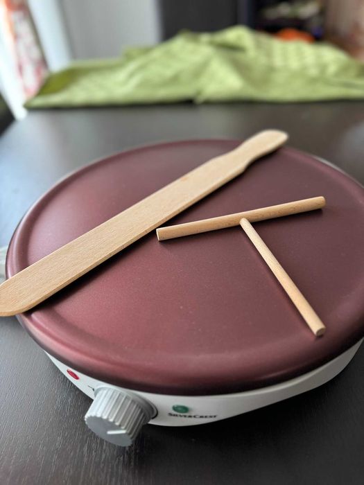 Vand aparat pentru clatite Silvercrest