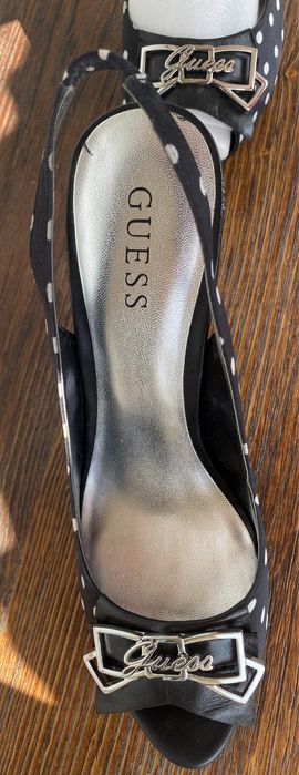 Официални обувки номер 39