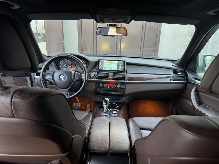 BMW X5 E70 4.4 twin turbo